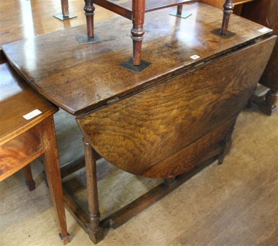 Oak oval gateleg table